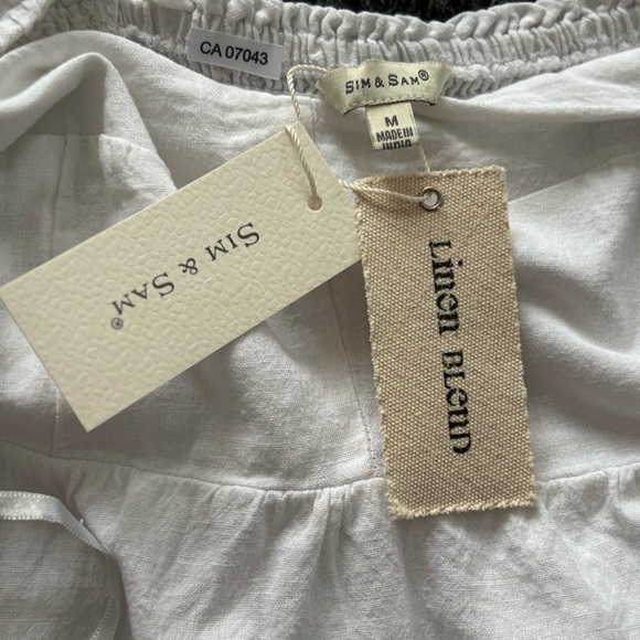 NWT Sim & Sam M Linen Blend Empire Waist Smocked Puff Sleeve Crop Blouse White - Picture 9 of 11